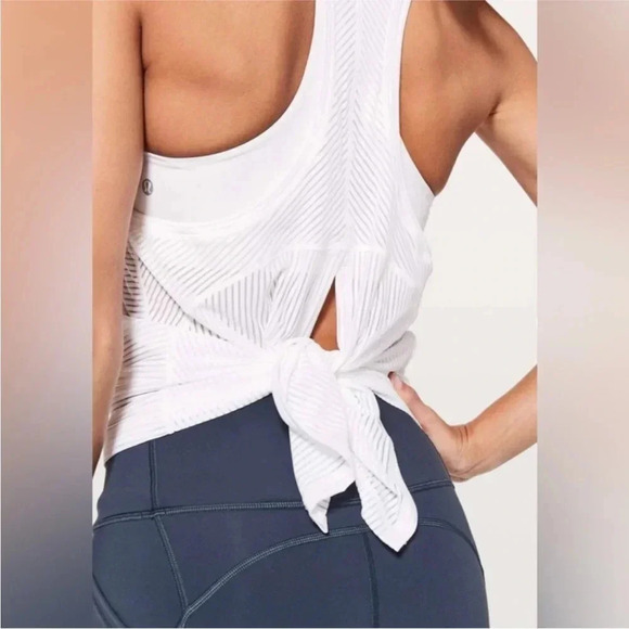 Lululemon Miles Ahead Tank white pink bundle Size 8 - Picture 3 of 7